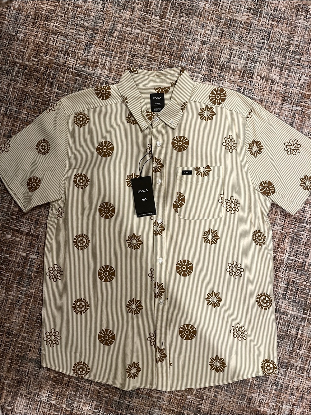 RVCA Men’s Endless Seersucker Short Sleeve Shirt - Size Large